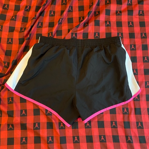 3/$15 Women’s Spalding shorts - Picture 2 of 4